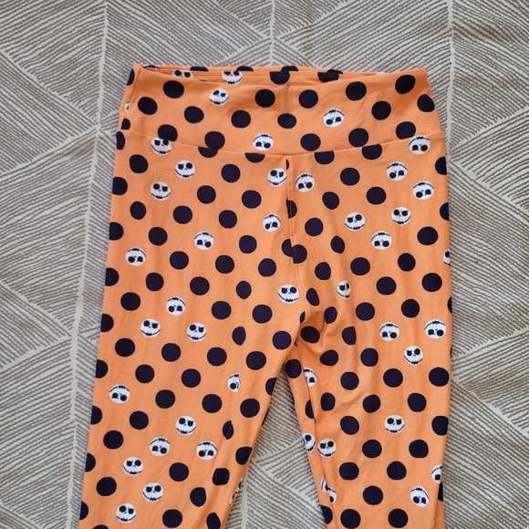 LuLaRoe Jack Skellington Leggings ONE SIZE (2-10) - Picture 2 of 4